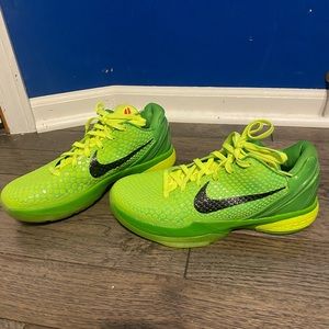 COPY - Nike kobe 6 Protro grinch color way size 8.5